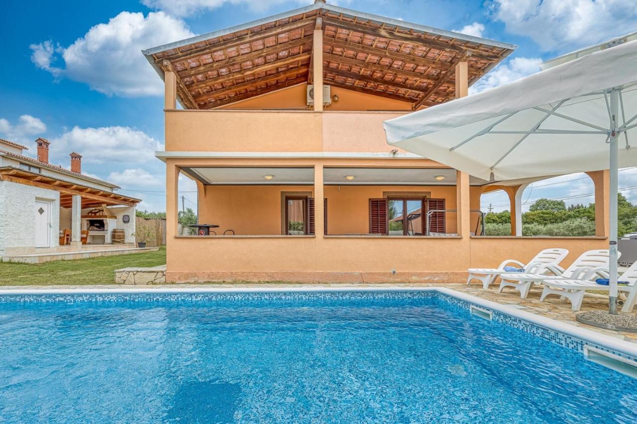 Ferienwohnung Emanuela With Private Pool Loborika Exterior foto