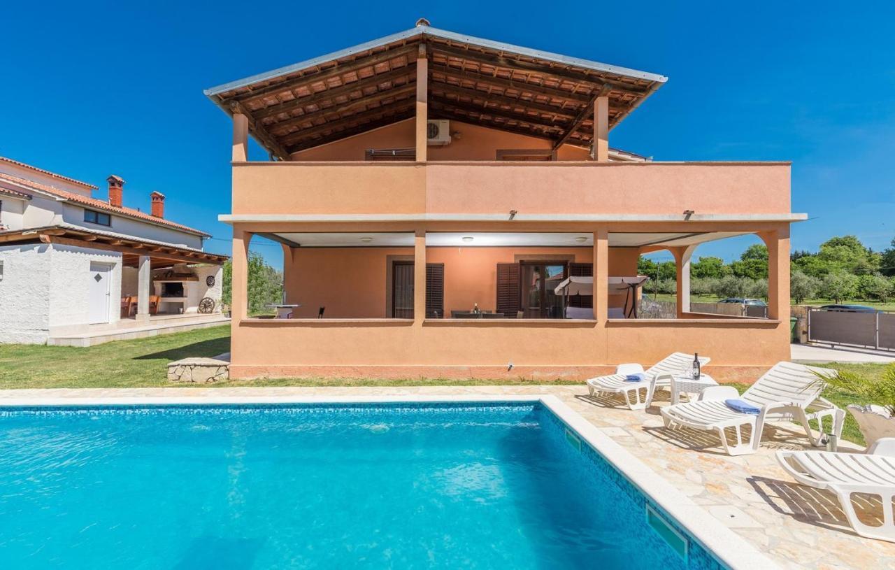 Ferienwohnung Emanuela With Private Pool Loborika Exterior foto